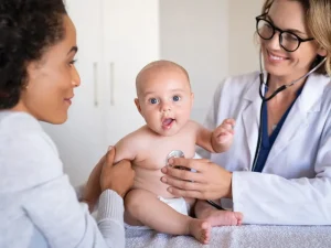 چکاپ دوره ای نوزادان