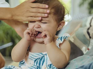  روش‌های کاهش تب در نوزادان